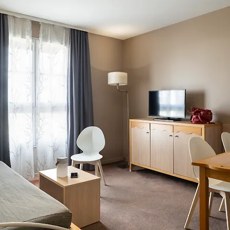 Adagio Marne La Vallée - Val D'europe Apartahotel