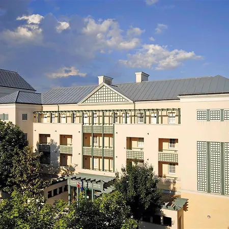 Adagio Marne La Vallée - Val D'europe 3*